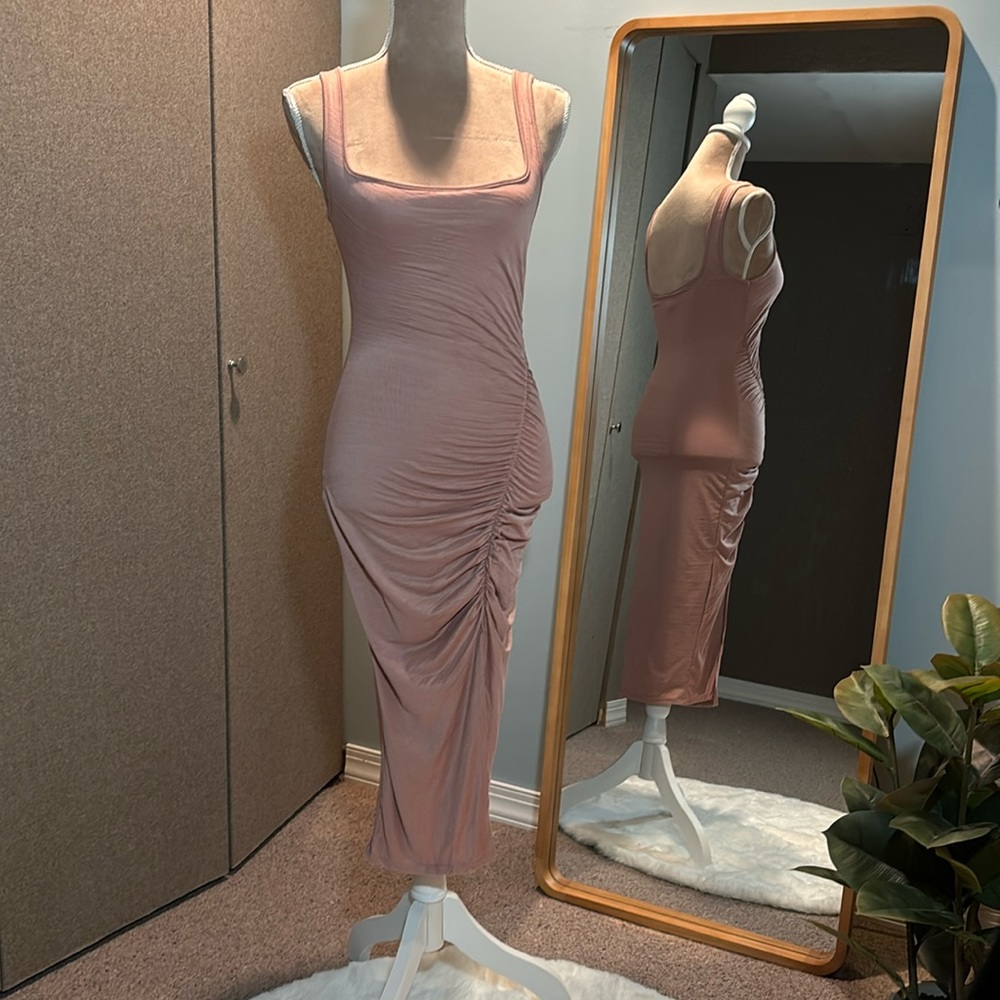 Light coral pink dress from Windsor worn once